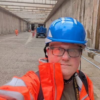 Chris Howe (Rail Focus) 🏳️🌈's profile picture