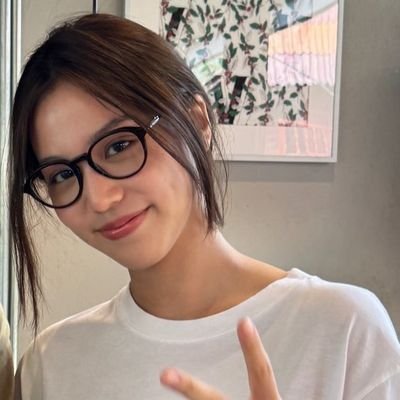 Vic Ɛï3's profile picture