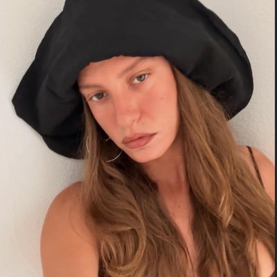 cryIngwsel's profile picture