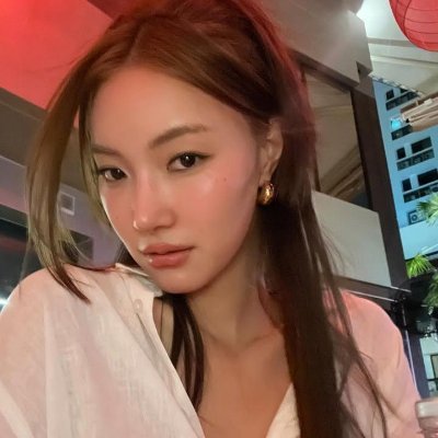 naya 🪐's profile picture