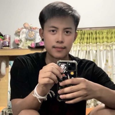 d77383's profile picture