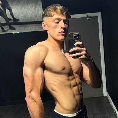 LeoLondonLL's profile picture