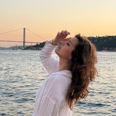kubraderlermis's profile picture