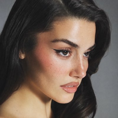 ℛ𝒪ℱ𝒴🦋's profile picture