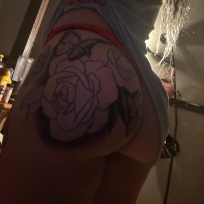 iz_thtmixedgirl's profile picture