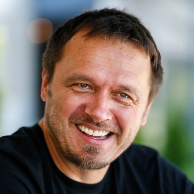 Rebraca ⊗'s profile picture