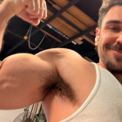 xltoyboy's profile picture