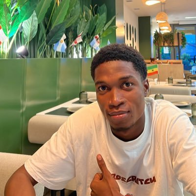 𝑱𝒆𝒓𝒆𝒎𝒊𝒆🇬🇭's profile picture