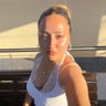 I's profile picture