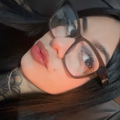 kat's profile picture