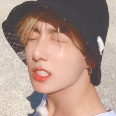 ؘ's profile picture