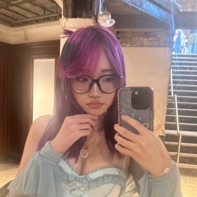 YUUPHOBlC's profile picture