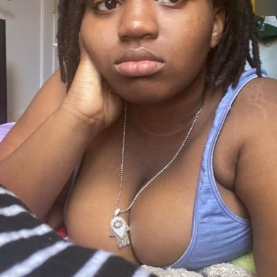 Shanelle🐰's profile picture