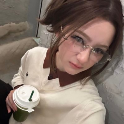 lav's profile picture