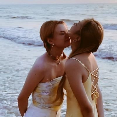 Vane⚡🌈|TheAirEra🌪️🌸☀️🤍's profile picture