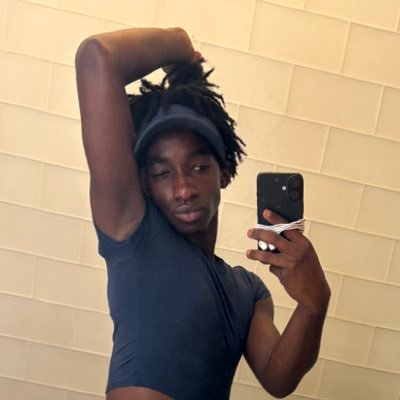 ྀིྀ bleu.'s profile picture