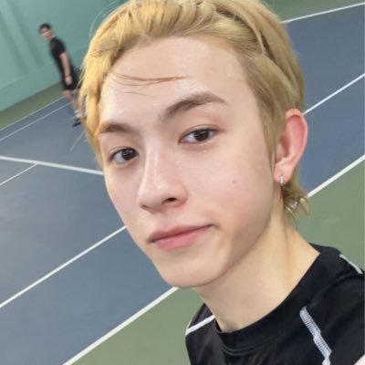 𝙮𝙤𝙪𝙧 𝙥.'s profile picture