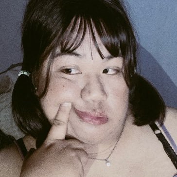 คนที่ชอบขอให้ผู้ชายใส่แว่น 😎's profile picture