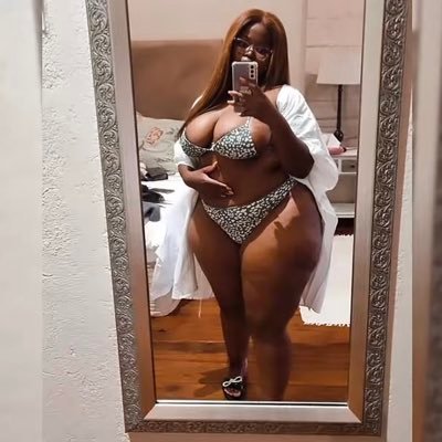 curvylulama's profile picture