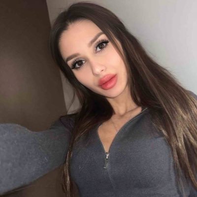 Goddess Evelyn ᥫ᭡.'s profile picture