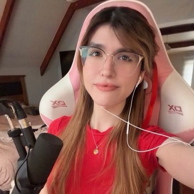Alinee🍂's profile picture