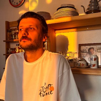 ozgenonur's profile picture