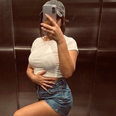 deebayleaf's profile picture
