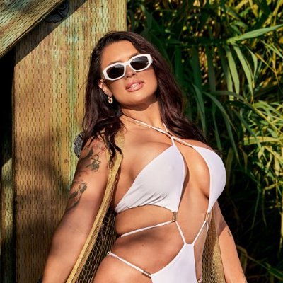 hotwifeAnjana's profile picture