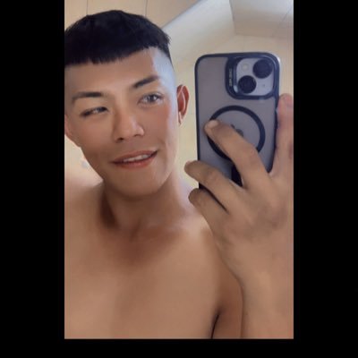 法克👾's profile picture