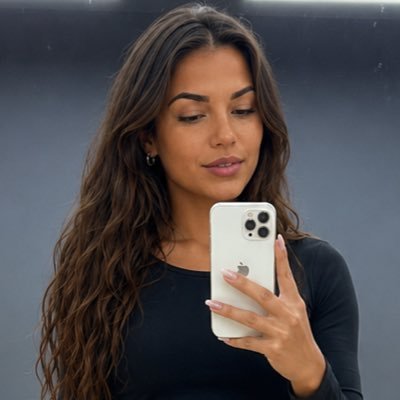 dudacomde's profile picture