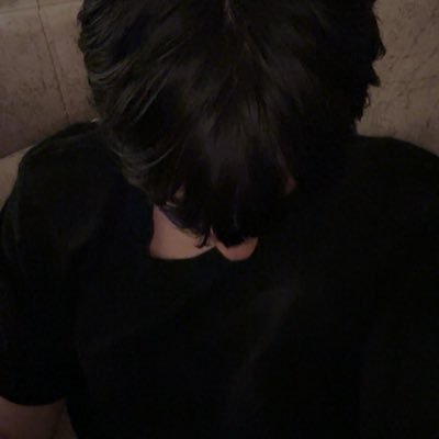 @x_raxvv's profile picture
