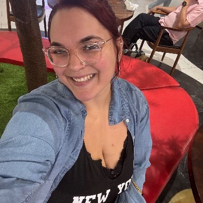 sofiees SFW page's profile picture
