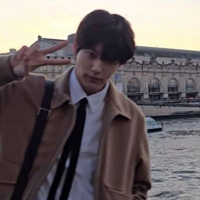 elena ๊น's profile picture