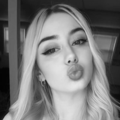 𝒩𝜗𝜚 🎠's profile picture