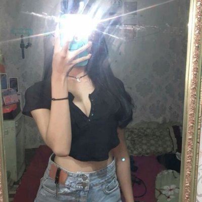 Vania's profile picture