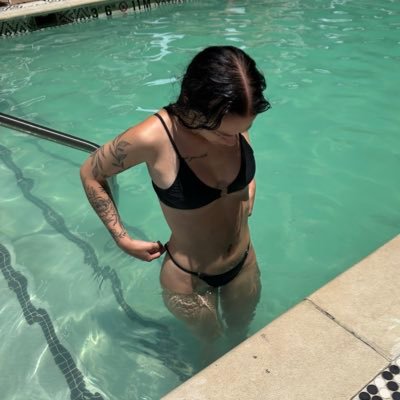 babydollmadz69's profile picture