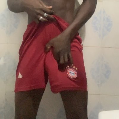 DANSEUR OFFICIEL's profile picture