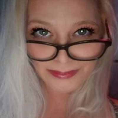 ᒪᗩᑎE's profile picture