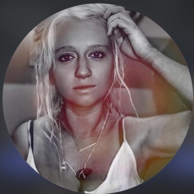 AbbyElizabt's profile picture