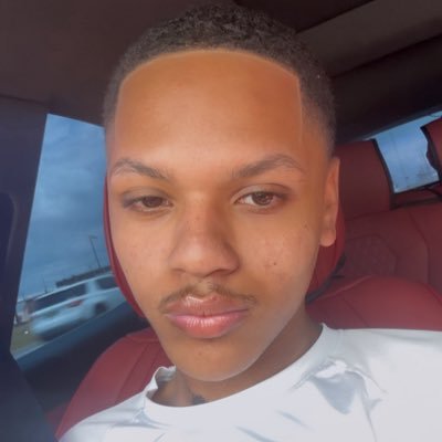 Kingondonstatus's profile picture
