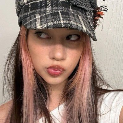 c⋆⭒˚.⋆'s profile picture
