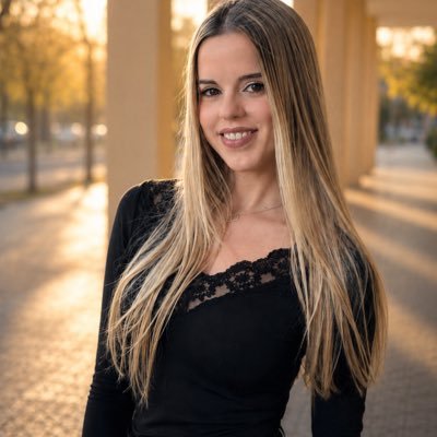 María Vega.'s profile picture