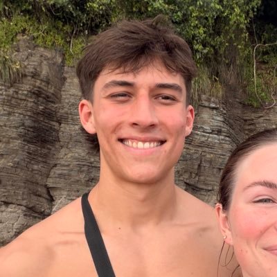 LEON's profile picture