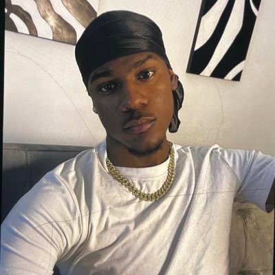 Drakes_18's profile picture