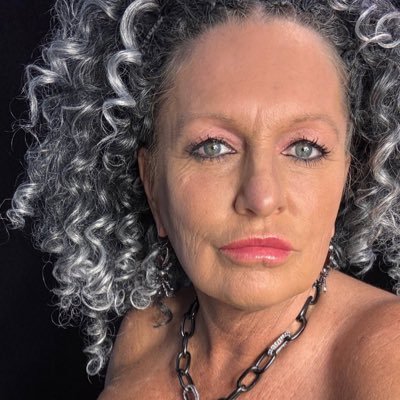 Becky's profile picture