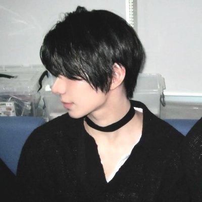 (๑˃ᴗ˂)ﻭ RUN TO Ƴᗩᒪ ♡'s profile picture