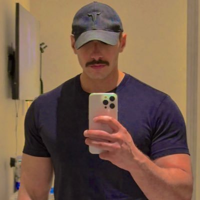 محمد ঌ 's profile picture