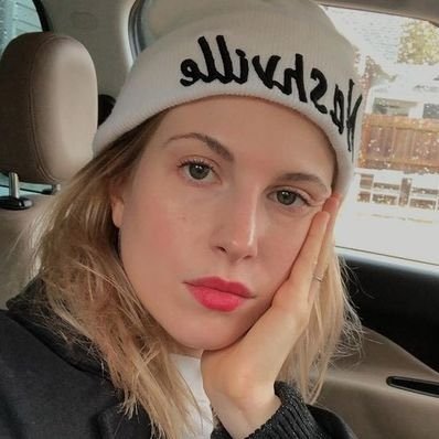 shi's profile picture