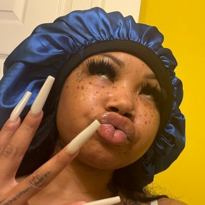 BonnetBecky's profile picture
