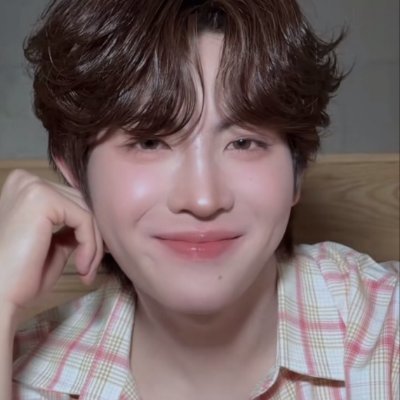 𝒜𝓊𝓇♡𝓇𝒶🌸's profile picture